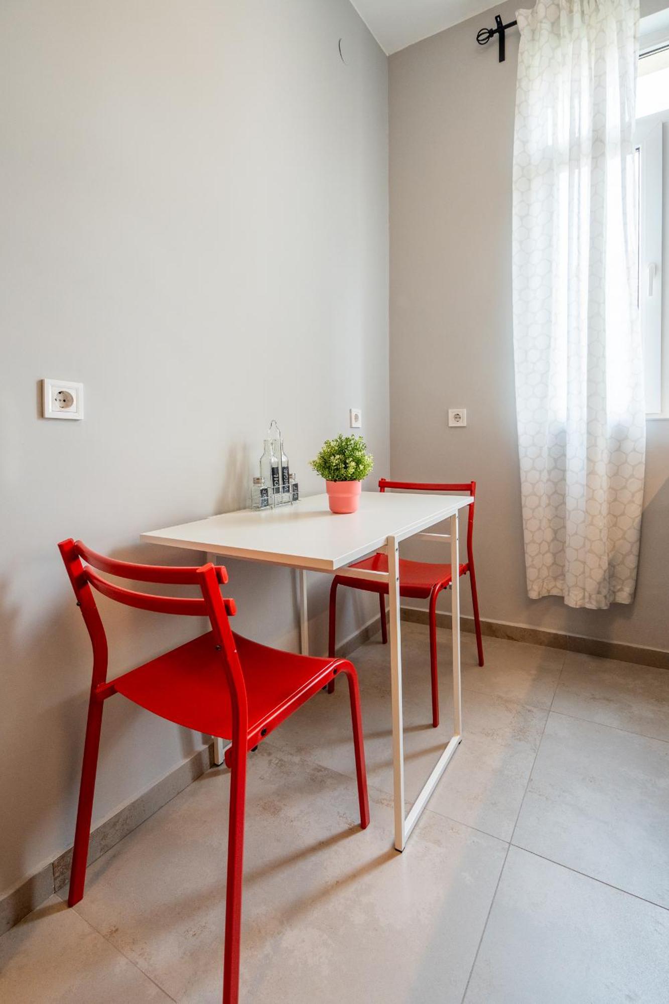 Downtown Apartment Eymi Σόφια Εξωτερικό φωτογραφία