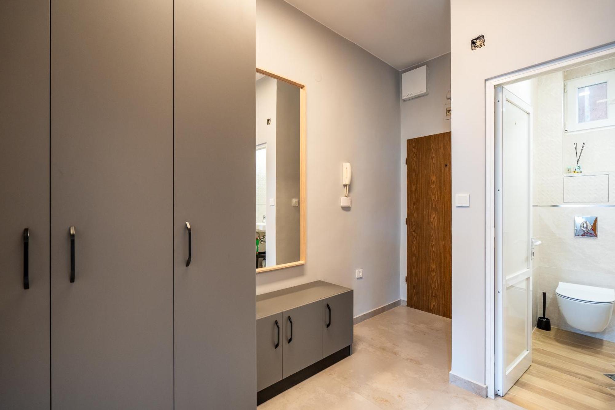 Downtown Apartment Eymi Σόφια Εξωτερικό φωτογραφία